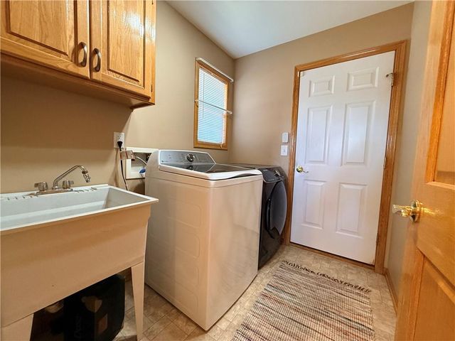 706 Opera House Lane, Odessa, MO 64076