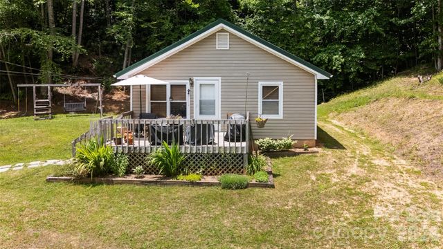 726 Israel Road, Brevard, NC 28712