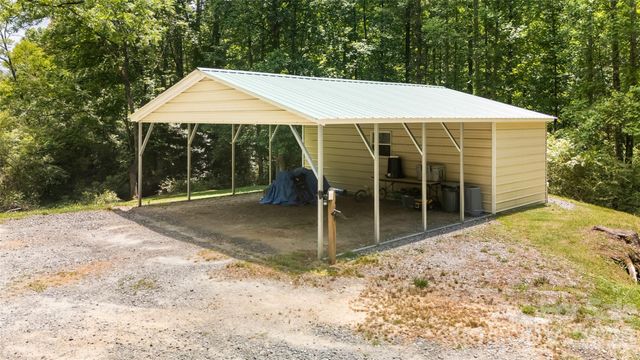 726 Israel Road, Brevard, NC 28712