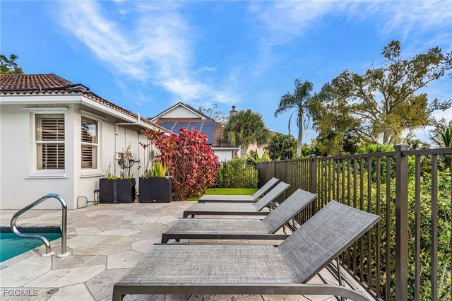 5311 Harborage DR, Fort Myers, FL 33908