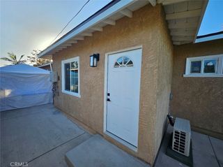 1401 S Rosewood 2, Santa Ana, CA 92707