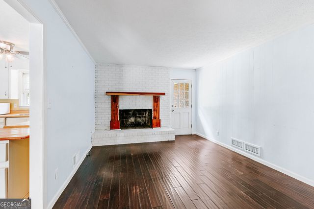 697 Bedford Drive, Hull, GA 30646