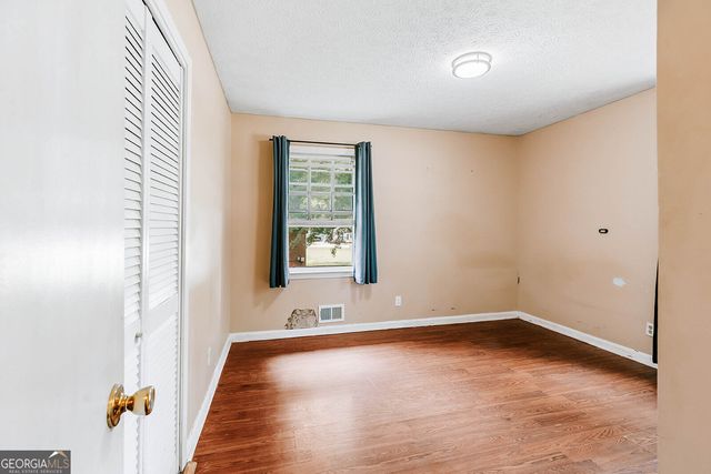 697 Bedford Drive, Hull, GA 30646