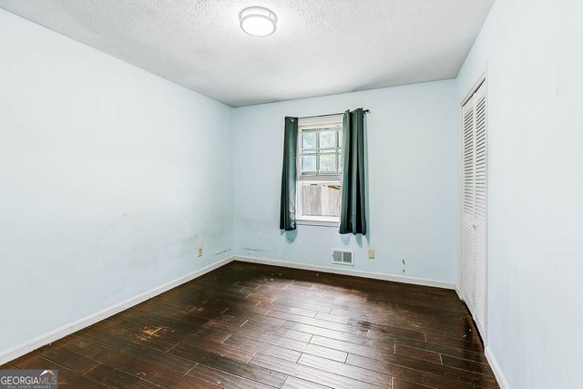 697 Bedford Drive, Hull, GA 30646