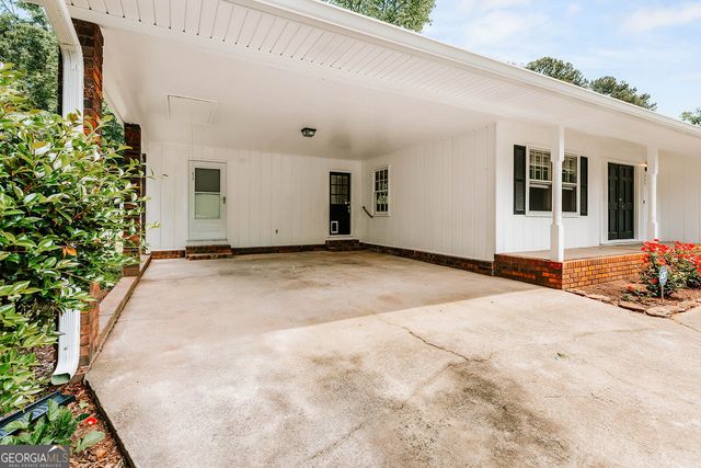 697 Bedford Drive, Hull, GA 30646