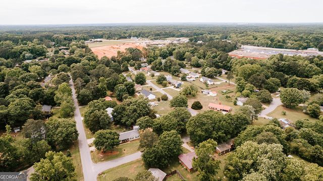 697 Bedford Drive, Hull, GA 30646
