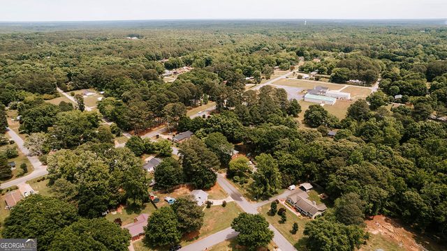 697 Bedford Drive, Hull, GA 30646