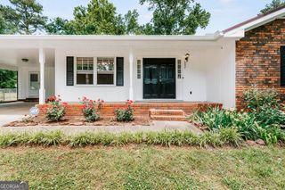 697 Bedford Drive, Hull, GA 30646