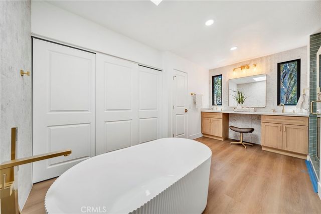 25031 Castlewood, Lake Forest, CA 92630