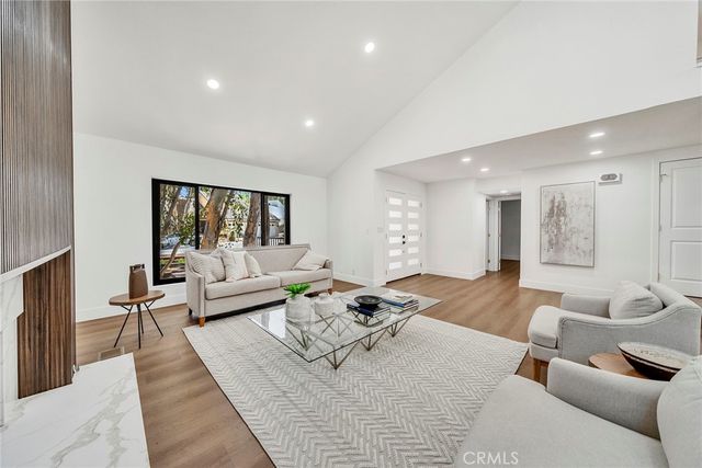 25031 Castlewood, Lake Forest, CA 92630