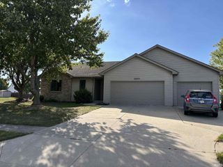 1203 Elm Street, Auburn, IN 46706