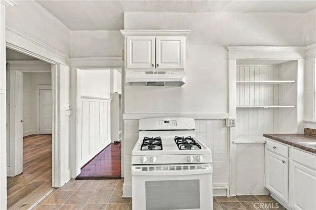 338 W 74th, Los Angeles, CA 90003