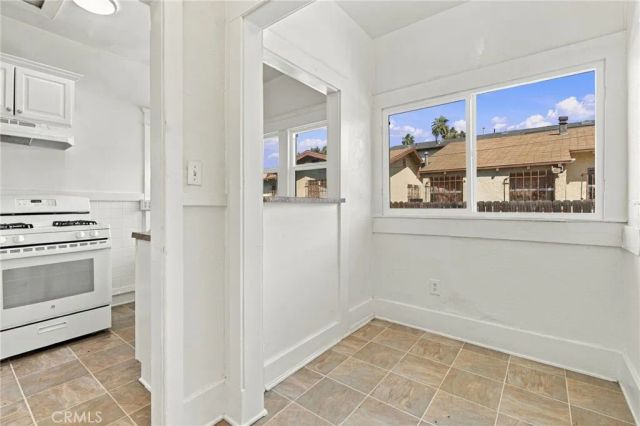 338 W 74th, Los Angeles, CA 90003