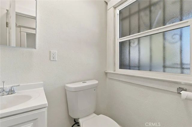 338 W 74th, Los Angeles, CA 90003