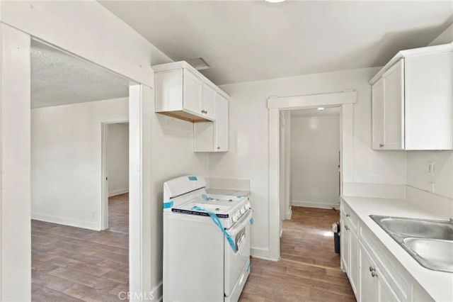 338 W 74th, Los Angeles, CA 90003
