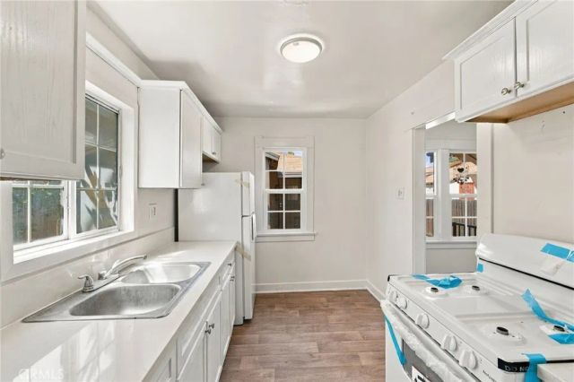 338 W 74th, Los Angeles, CA 90003