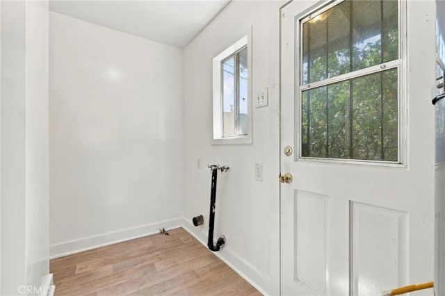 338 W 74th, Los Angeles, CA 90003