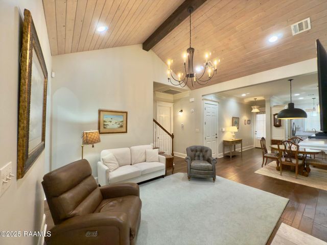 106 Nautilus Court, Lafayette, LA 70508