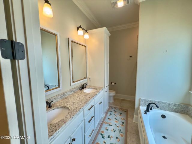 106 Nautilus Court, Lafayette, LA 70508