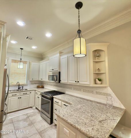 106 Nautilus Court, Lafayette, LA 70508