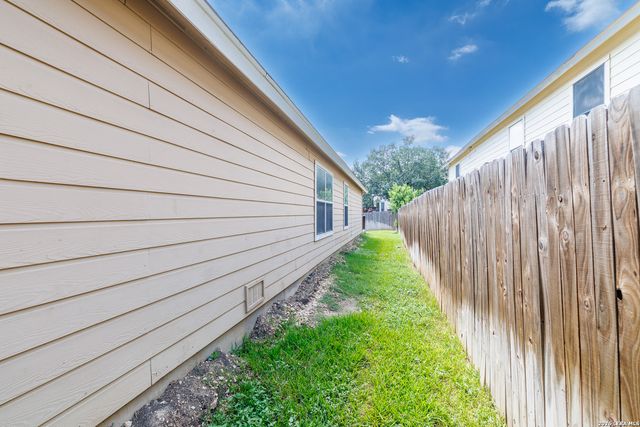 10218 CHUCK WAGON CT, Converse, TX 78109