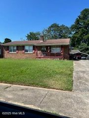 2204 Linden Avenue, Kinston, NC 28501