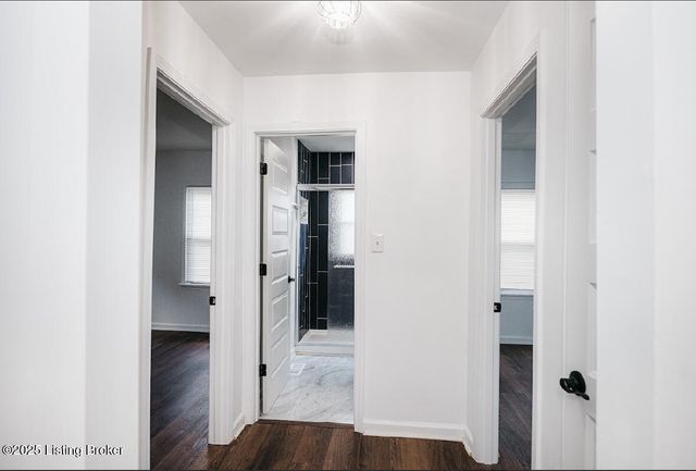 3524 Algonquin Pkwy, Louisville, KY 40211