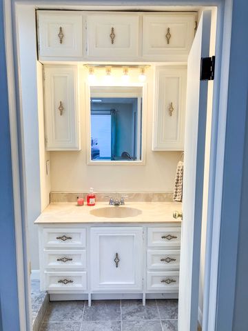 203 N Main Street, Coleta, IL 61081