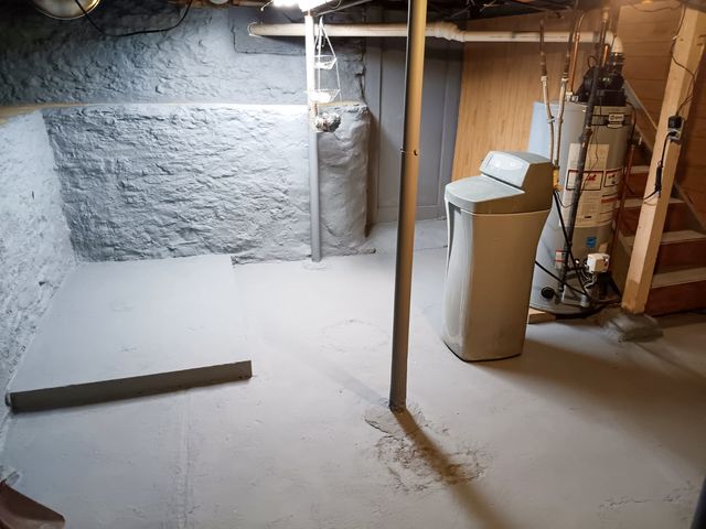 203 N Main Street, Coleta, IL 61081