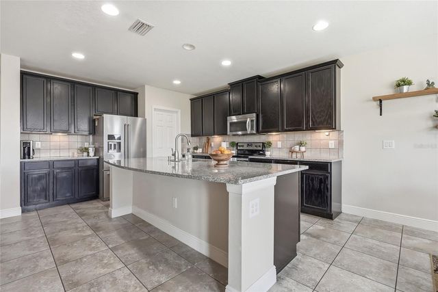 10229 NEWMINSTER LOOP, Ruskin, FL 33573