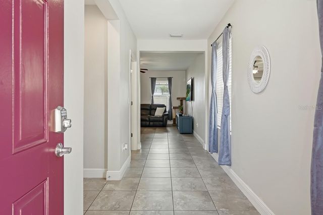 10229 NEWMINSTER LOOP, Ruskin, FL 33573