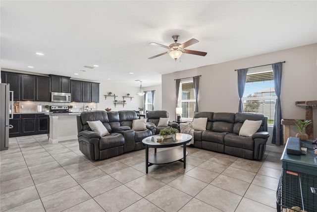 10229 NEWMINSTER LOOP, Ruskin, FL 33573