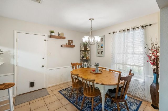 2718 Longleaf Pines Drive, Kingwood, TX 77339