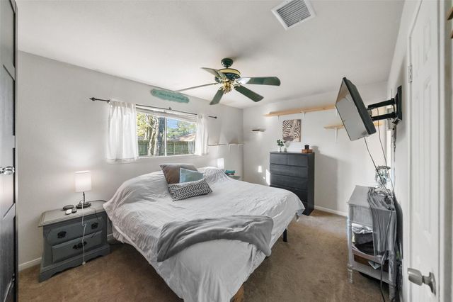 2718 Longleaf Pines Drive, Kingwood, TX 77339