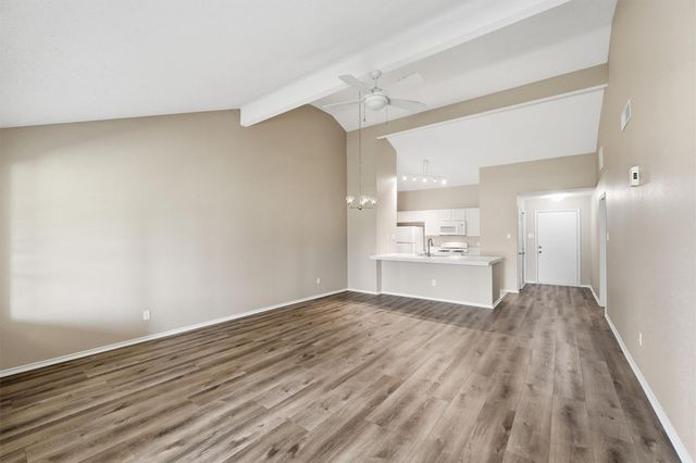 623 E Country Grove Circle, Pearland, TX 77584