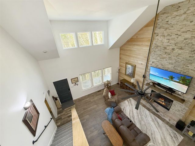 140 Deodar Drive, Brookeland, TX 75931