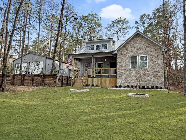 140 Deodar Drive, Brookeland, TX 75931