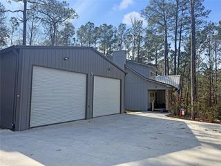 140 Deodar Drive, Brookeland, TX 75931