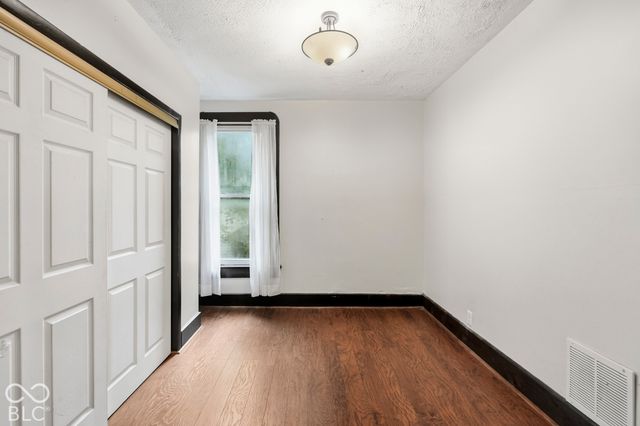 28 N Whittier Place, Indianapolis, IN 46219