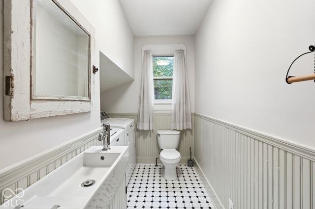 28 N Whittier Place, Indianapolis, IN 46219
