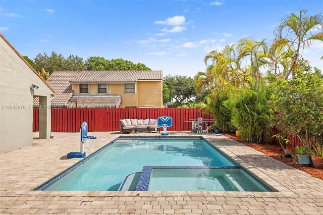 2905 Albatross Drive, Cooper City, FL 33026