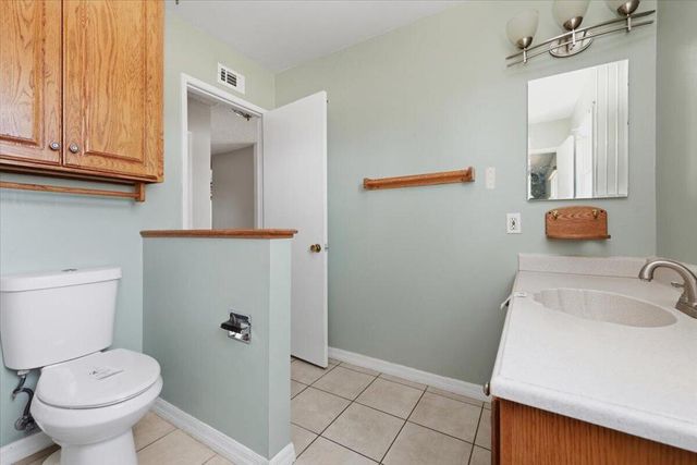 230 E Sunset Drive N, Redlands, CA 92373