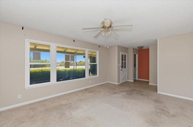 230 E Sunset Drive N, Redlands, CA 92373