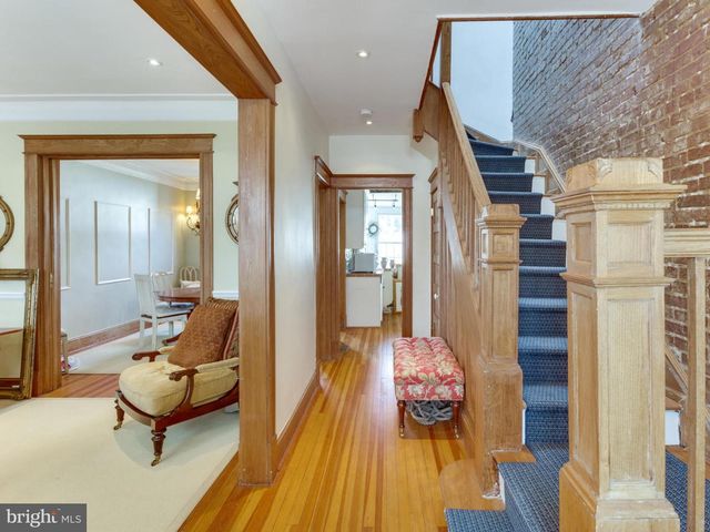 1654 33RD ST NW, Washington, DC 20007