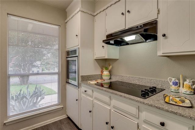 7820 Kermit Avenue, Fort Worth, TX 76116