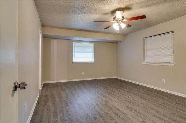 7820 Kermit Avenue, Fort Worth, TX 76116
