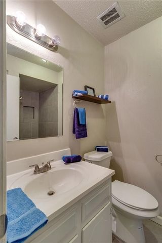 7820 Kermit Avenue, Fort Worth, TX 76116