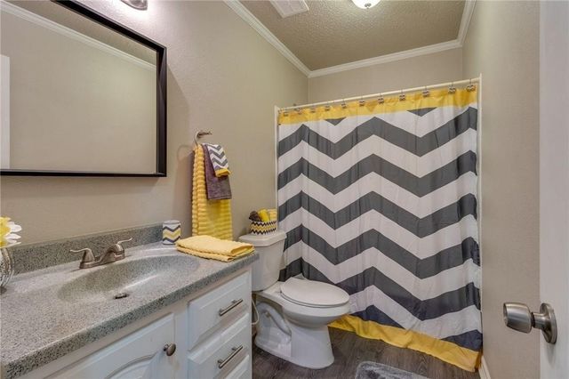7820 Kermit Avenue, Fort Worth, TX 76116