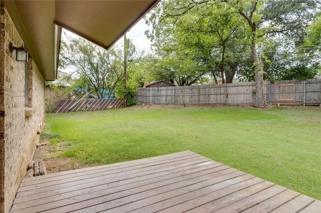 7820 Kermit Avenue, Fort Worth, TX 76116