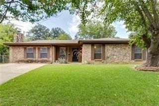 7820 Kermit Avenue, Fort Worth, TX 76116